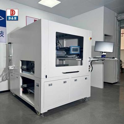 نظام توزيع الغراء الروبوتي جهاز توزيع الراتنج الايبوكسي المدمج لـ PCB Potting مع غرفة مغلقة